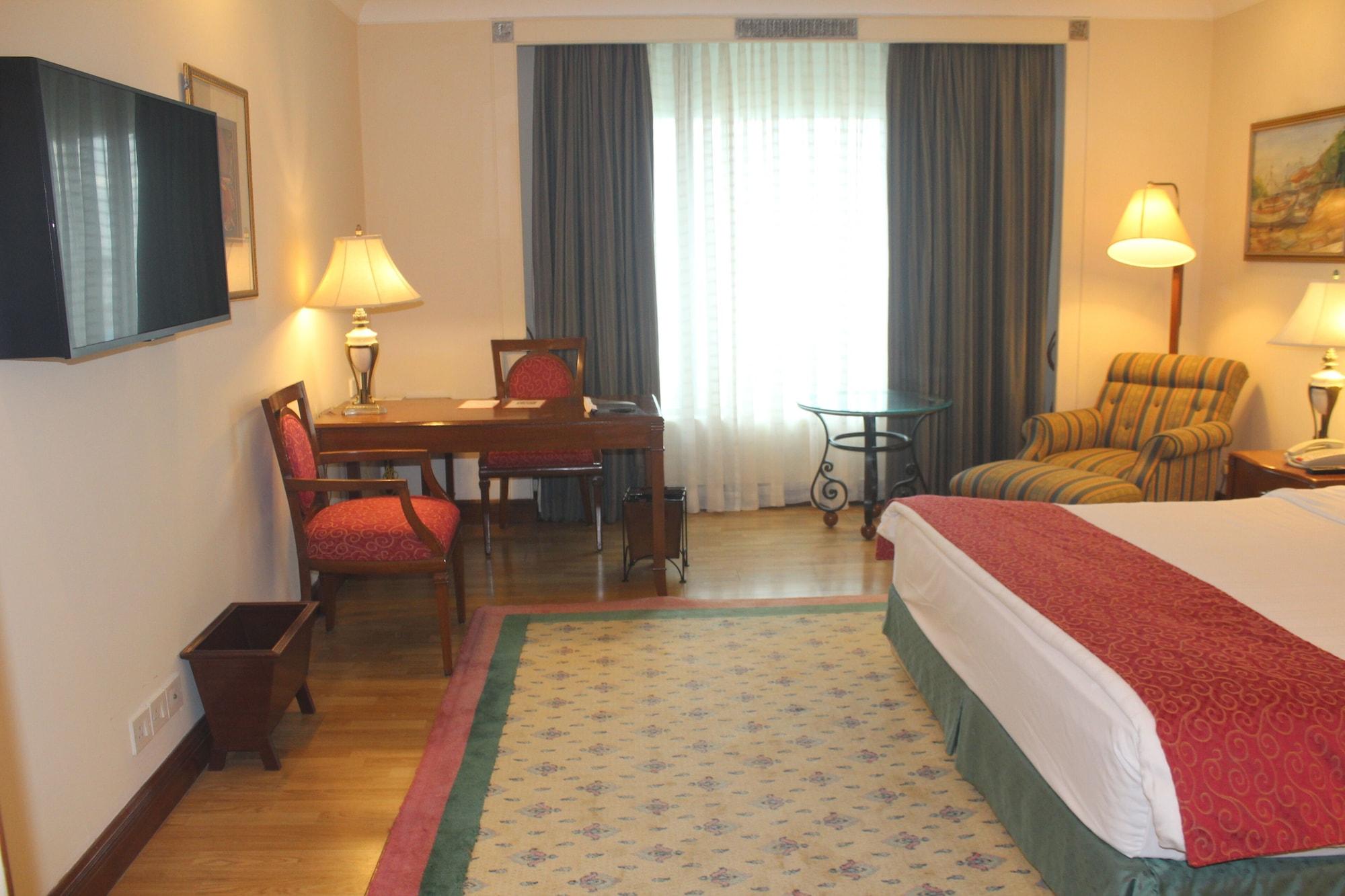 Welcomhotel By Itc Hotels, Cathedral Road, Chennai Exterior photo